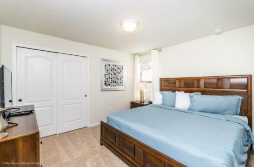 Stay Door Steps From Disney In de Leon Pool Retreat