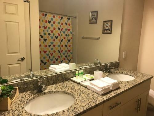 Comfortable New Town House Orlando