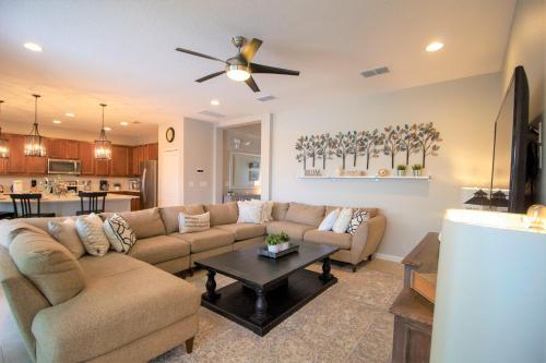 Sonoma Resort 6 Bedroom Vacation Home With Pool 1768
