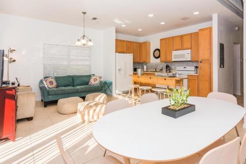 Apartamentos Trendy Townhome At Coral Cay Cc2316