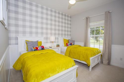 Brand New 5 Bed Villa - Paradise Palms
