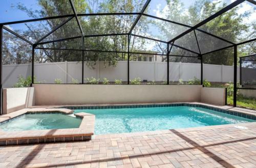 Modern Large Pool Home Next Disney-world Orlando