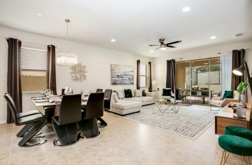 Modern Large Pool Home Next Disney-world Orlando