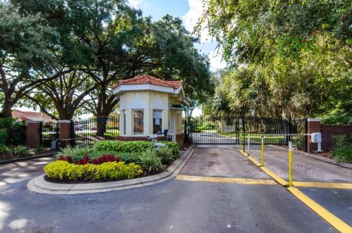 950 Lake Berkley Drive Villa #221678 Villa
