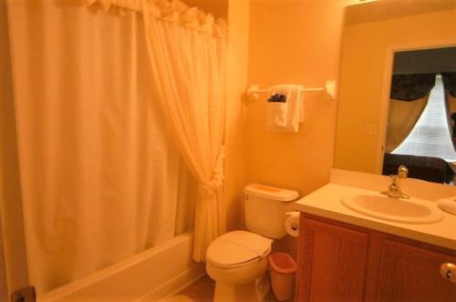 4 Bedroom Pool Home, Emerald Island Resort
