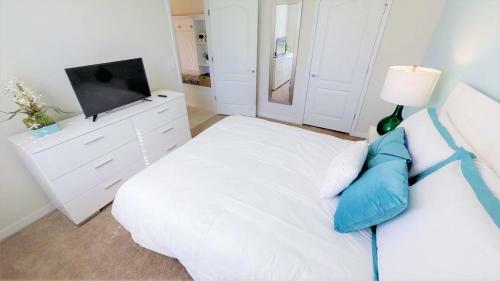 Windsor At Westside Resort 4 Bedroom Vacation Home With Pool 1748