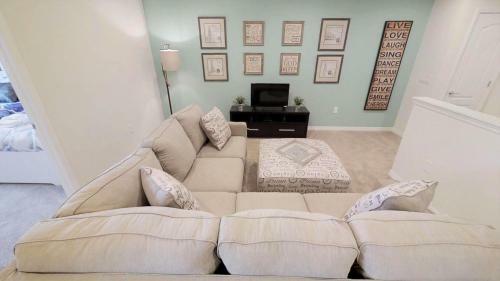 Windsor At Westside Resort 4 Bedroom Vacation Home With Pool 1748