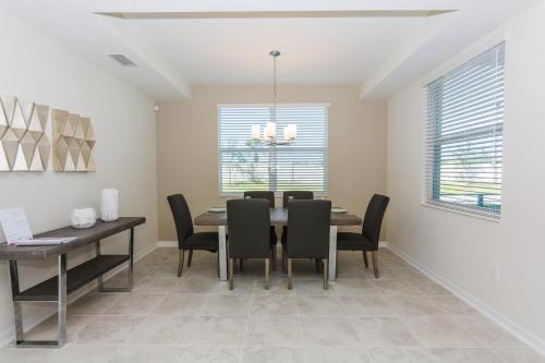 Excellent Apartment At Storey Lake (273064)