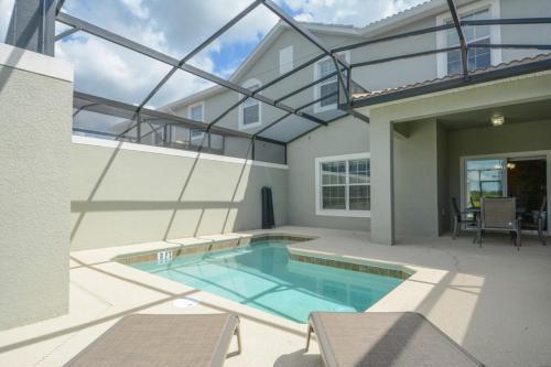 4 Bedrooms Villa At Storey Lake