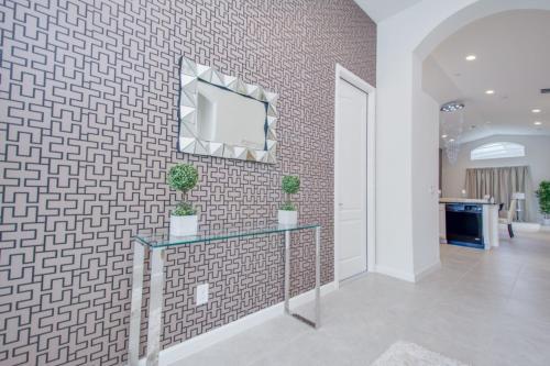 Villa 4-bedroom House W/ Private Pool - Lovely Location