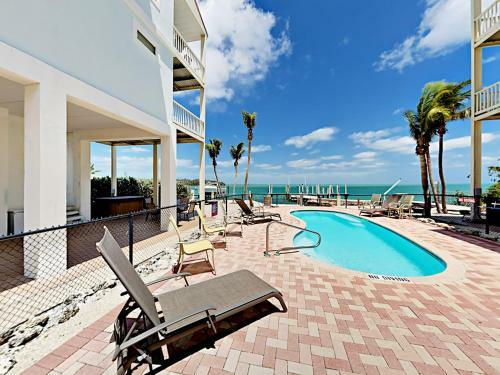 12400 Overseas Hwy Villa #7