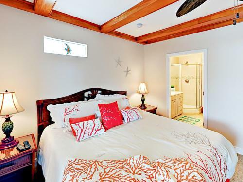 12400 Overseas Hwy Villa #7