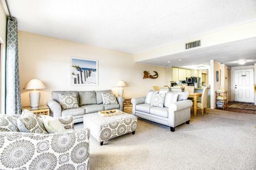 2 Bed 3 Bath Apartment In Longboat Key