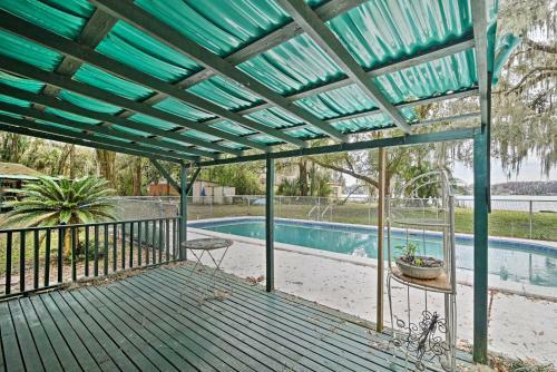 Lakefront Home With Private Pool, 13 Mi To Tampa
