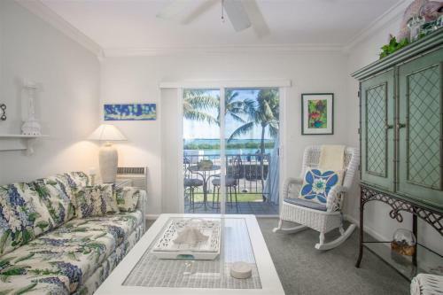 Duck Key Sunrise Apartment With Ocean Views