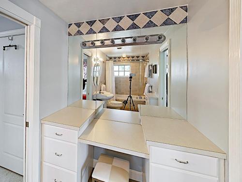 New Listing! Canal-front Retreat With Dock, Balcony Home