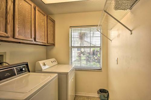 Cocoa Beach Paradise With Indoor And Outdoor Fun!