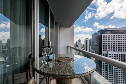 Lhg Icon Miami Apartments