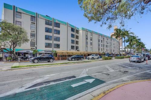 Wow Condo, Middle Of South Beach, Block From Ocean