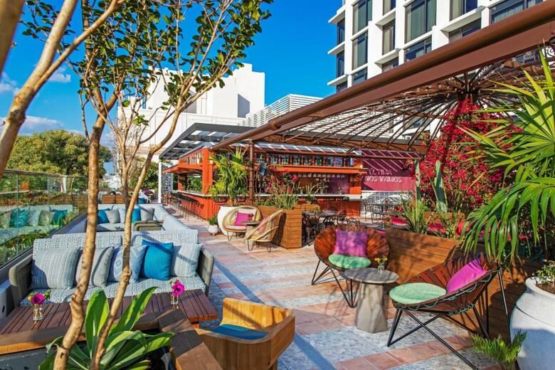 Hotel Moxy Miami South Beach