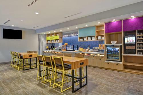 Hotel Home2 Suites By Hilton Naples I-75 Pine Ridge Road