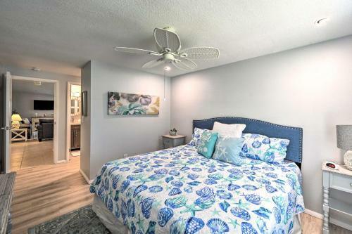 Modern Retreat With Yard Near Vanderbilt Beach!