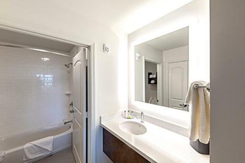 Staybridge Suites - Naples - Marco Island, An Ihg Hotel