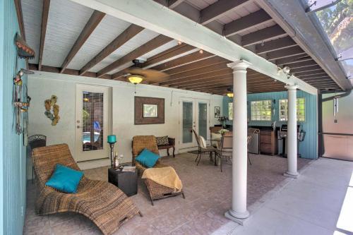 Cozy Naples Home With Lanai - 1 Mi To Bluebill Beach