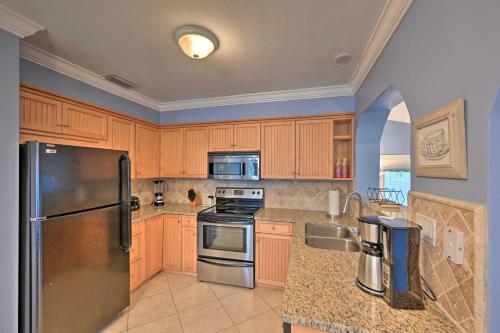 Quiet Naples Cottage With Patio Less Than 1 Mi To Beach