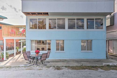 Cozy New Smyrna Beach Apartment - Steps From Beach