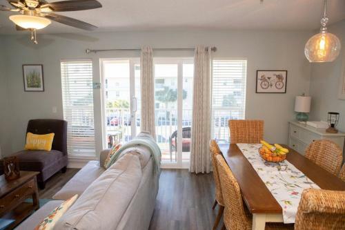 Gulf Island Condos Unit 631