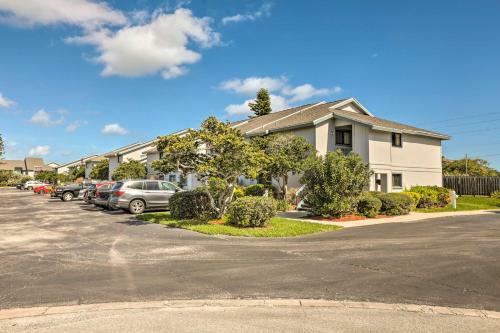 Apartamento Coastal New Smyrna Beach Condo With Pool Access