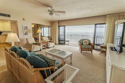 Apartamento 326 Errol By The Sea 2bdrm 2bath Ocean Front Corner Unit Condo