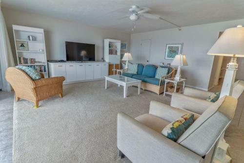Apartamento 326 Errol By The Sea 2bdrm 2bath Ocean Front Corner Unit Condo