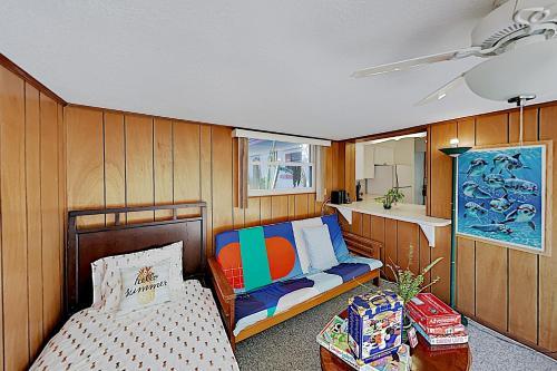 New Listing! Canal-front Escape With Private Yard Home