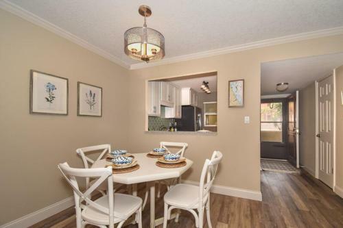 Sea Coast Gardens II By Ocean Properties