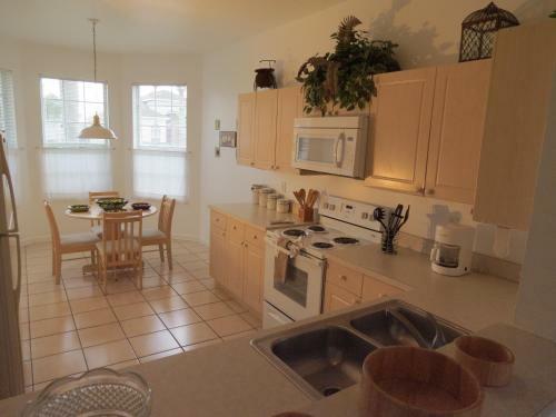 4 Bedroom Formosa Area Home