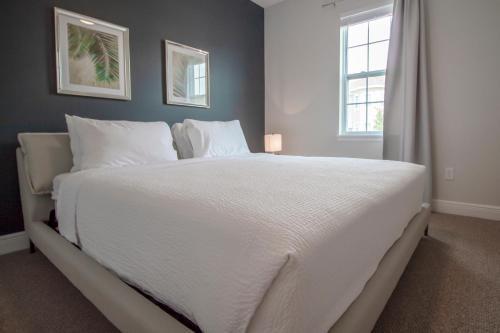 Encore Resort 8 Bedroom Vacation Home With Pool (2104)