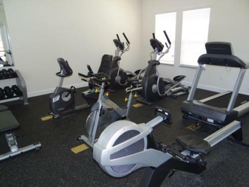 Modern 3 Bedroom 3 Bath Town Home Near Disney