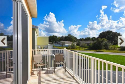 Modern 3 Bedroom 3 Bath Town Home Near Disney