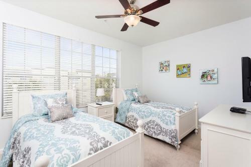 Modern Townhouse With A Full Kitchen At Vista Cay Apt 115