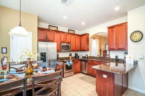 Windsor Hills Dream Condo Condo