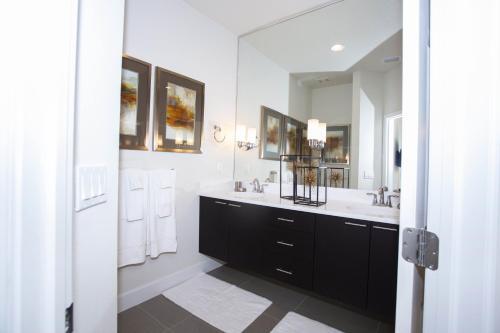 Beautiful 3 Bedroom Villa - Serenity Resort