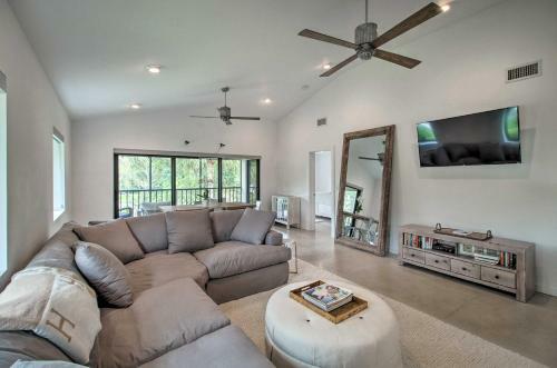 Apartamento Modern Palm Beach Apt With Pool Access And Crib!