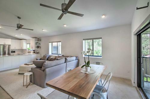 Apartamento Modern Palm Beach Apt With Pool Access And Crib!
