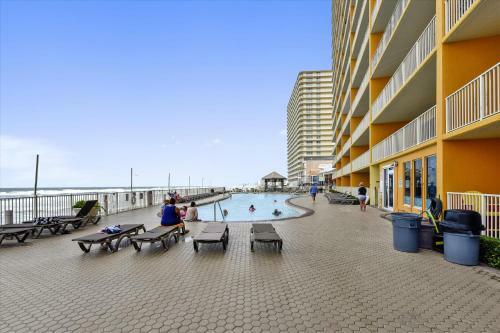 Treasure Island 2202