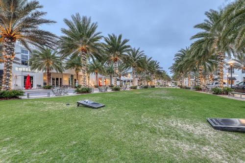 Carillon Beach Inn