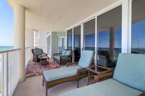 Long Beach Resort By Blueswell