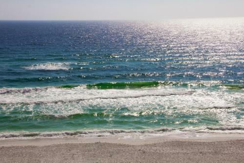 Long Beach Resort By Blueswell