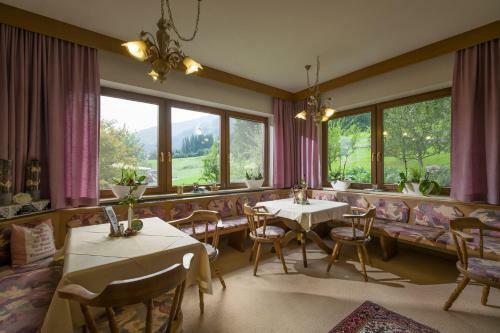 Hostal Pension Platzer